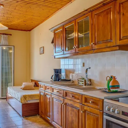 Naftis Aparthotel Pelekas