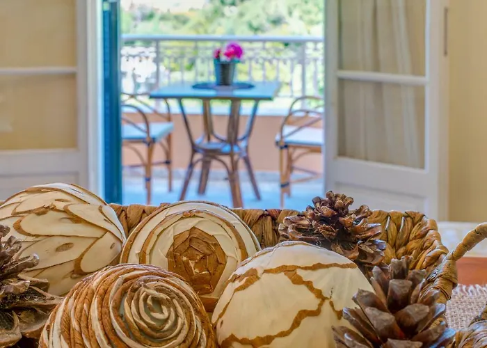 Naftis 3* 펠레카스